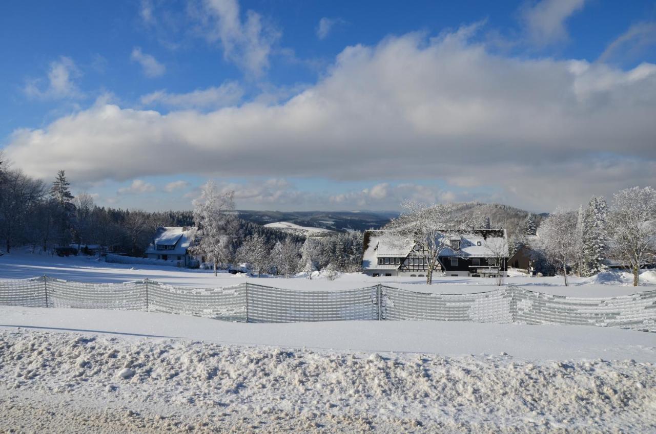 Berggasthof Zur Glocke Winterberg Exterior photo
